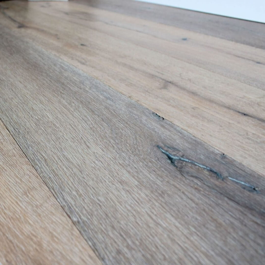 Hochwertiger Parkettboden Lüneburg aus Eiche – Klickparkett und Fertigparkett zum einfachen Verlegen. Robustes Echtholz Parkett mit natürlicher Optik für stilvolle Wohnräume.