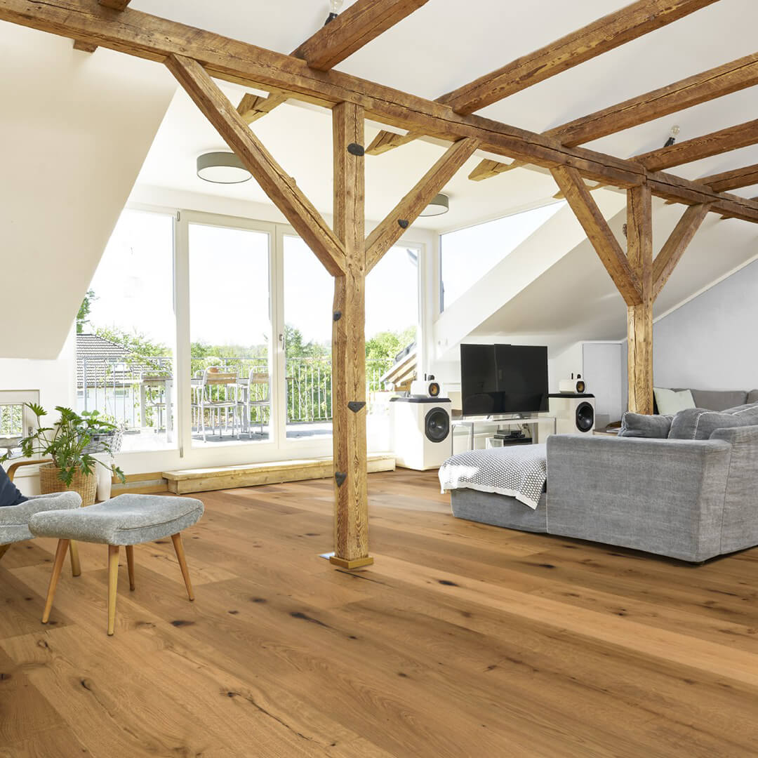 Hochwertiger Parkettboden Wolfenbüttel aus Eiche – Klickparkett und Fertigparkett zum einfachen Verlegen. Robustes Echtholz Parkett mit natürlicher Optik für stilvolle Wohnräume.