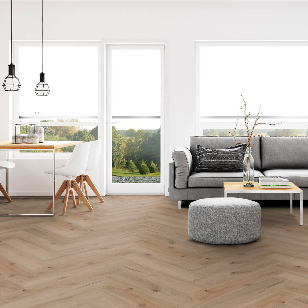 Vinylboden im Fischgrät Design Sofia – edles Klick-Vinyl in Eiche Holzoptik aus der EleganceLock Kollektion, modern, wasserdicht und pflegeleicht, erhältlich bei vinylshop24