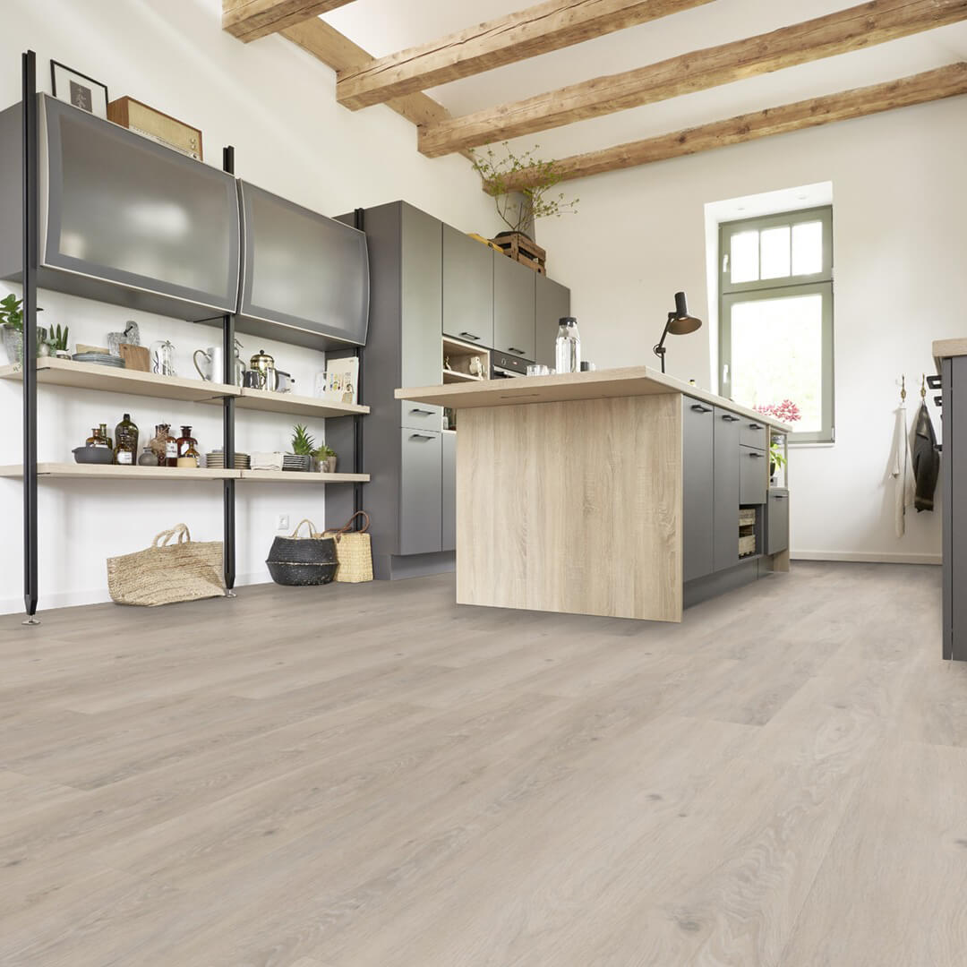 Stilvoller Klick-Vinylboden Eiche EcoClick Amsterdam in Landhausdielen-Optik – wasserdicht, modern, robust und günstig bei vinylshop24 erhältlich