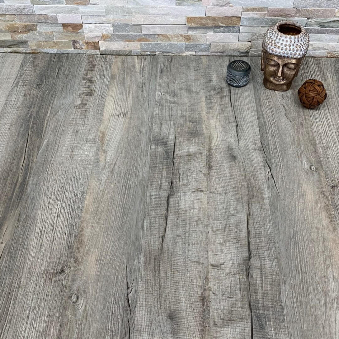 Günstiger und moderner Vinylboden – wasserdichtes Klick-Vinyl in edler Landhausdielen-Optik mit Maserung und Struktur - Vinylshop24