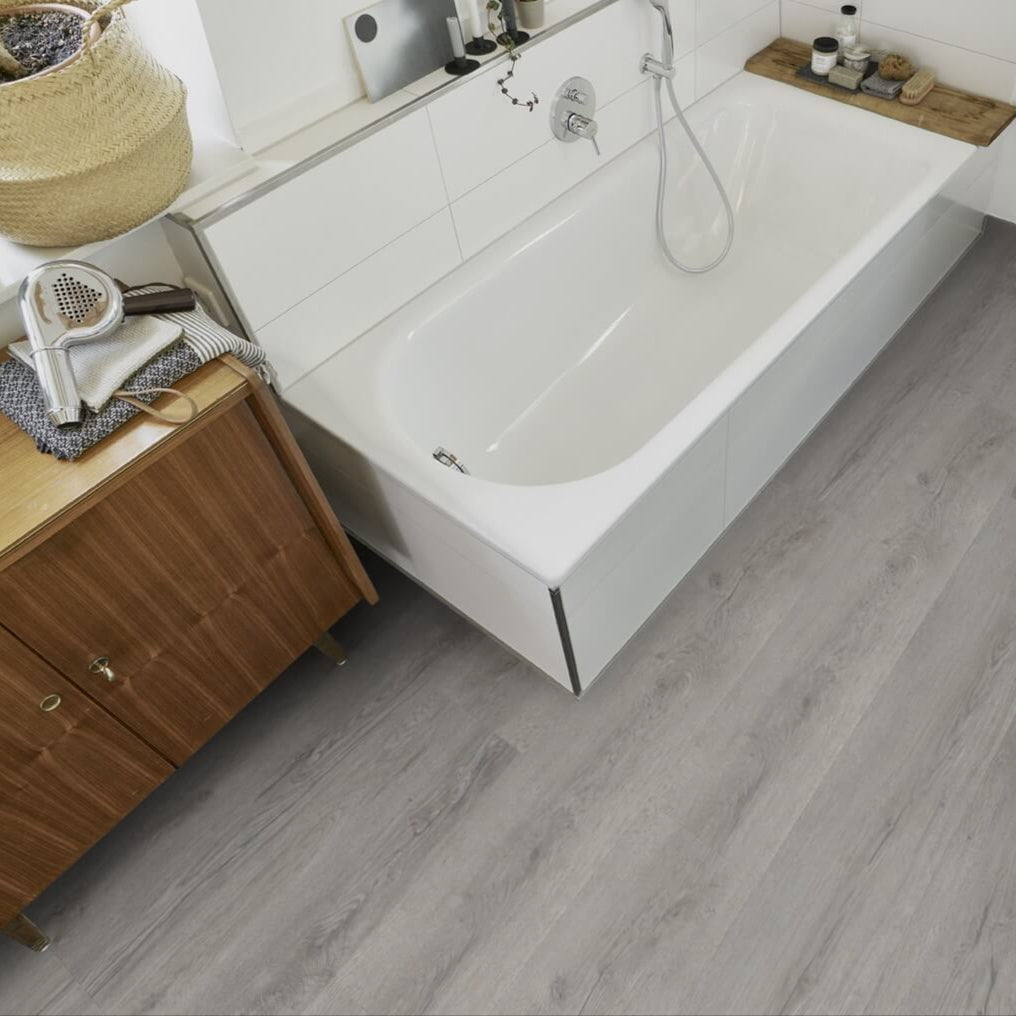 Günstiger und moderner Vinylboden – wasserdichtes Klick-Vinyl in edler Landhausdielen-Optik, erhältlich bei vinylshop24