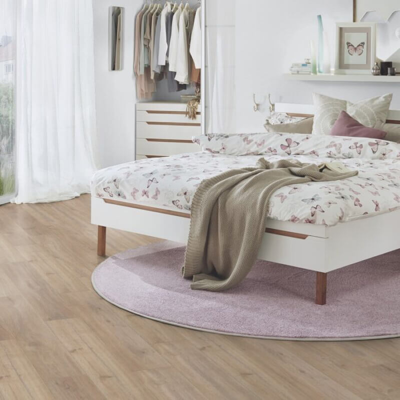 Laminat Eiche Landshut in Holzoptik Landhausdielen. Laminatboden bei Vinylshop24. Einfache Verlegung, robust & pflegeleicht.