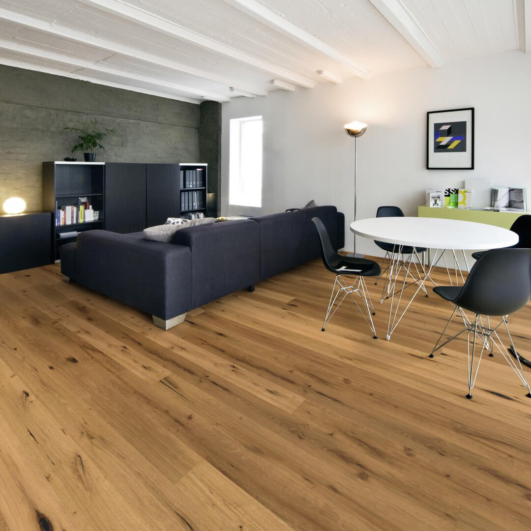 Hochwertiger Parkettboden Wolfenbüttel aus Eiche – Klickparkett und Fertigparkett zum einfachen Verlegen. Robustes Echtholz Parkett mit natürlicher Optik für stilvolle Wohnräume.